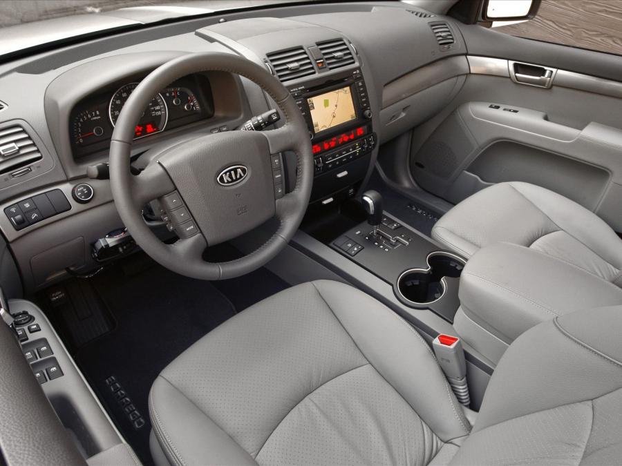  Kia Borrego 2009 года  (фото 85 из 345)